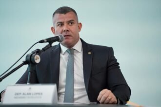 'Nós vamos atrás de desmontar máfias', diz Alan Lopes na CPI das Câmeras