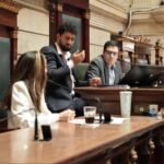 Cassações paradas e Prefeitura ausente: vereador parte para o ataque contra desordem urbana no Rio