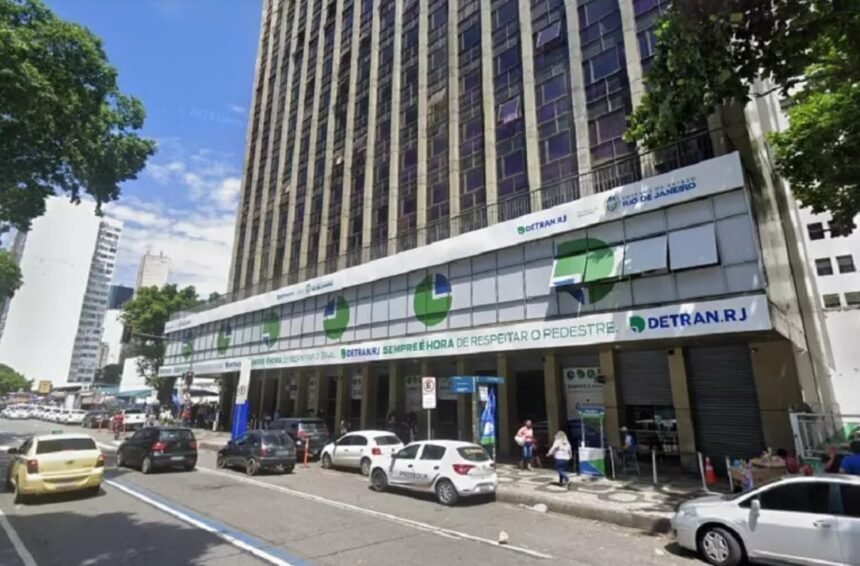 Detran-RJ poderá aceitar Pix para pagamento de multas e serviços