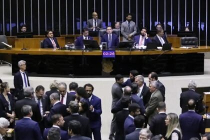 Veja os deputados do Rio que votaram contra o projeto Antifacção