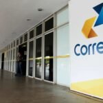 Correios mergulham em crise histórica e rombo pode atingir R$ 23 bi na gestão Lula