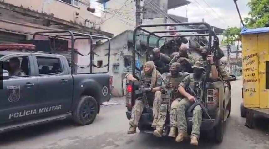 Crime volta a tremer: traficantes retiram barricada antes da chegada da polícia