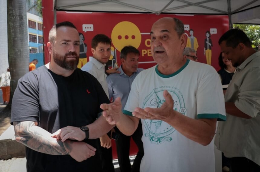 Vereadores ouvem moradores em Copacabana