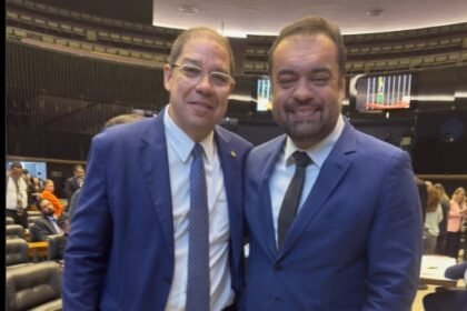 Castro mostra força política em Brasília e derruba vetos de Lula ao Propag