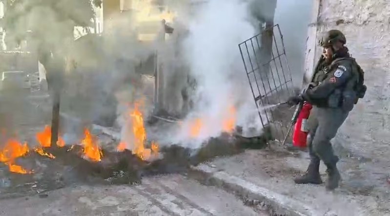 Senado aprova lei que criminaliza bloqueio de vias pelo crime organizado