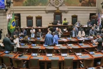 Câmara deve pegar fogo nesta terça com volta da 'lei anti-Oruam' à pauta