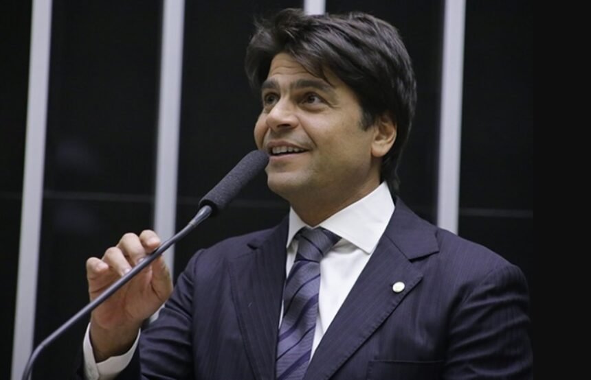 Vale tudo na política: Pedro Paulo transforma defesa de Glauber Braga em aposta para 2026