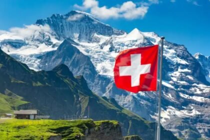 Europa fecha as portas: Suíça votará limite populacional e endurecimento migratório ganha força no continente