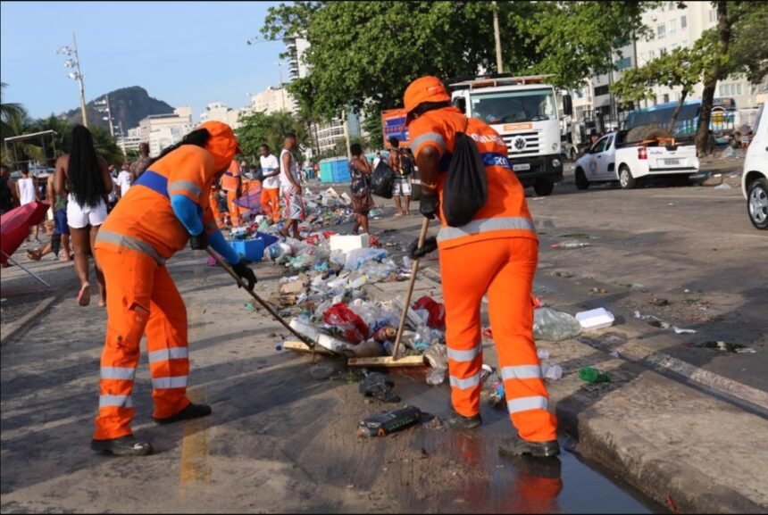 Prefeitura do Rio retira verba da Comlurb para bancar Réveillon e acende alerta de colapso na limpeza urbana