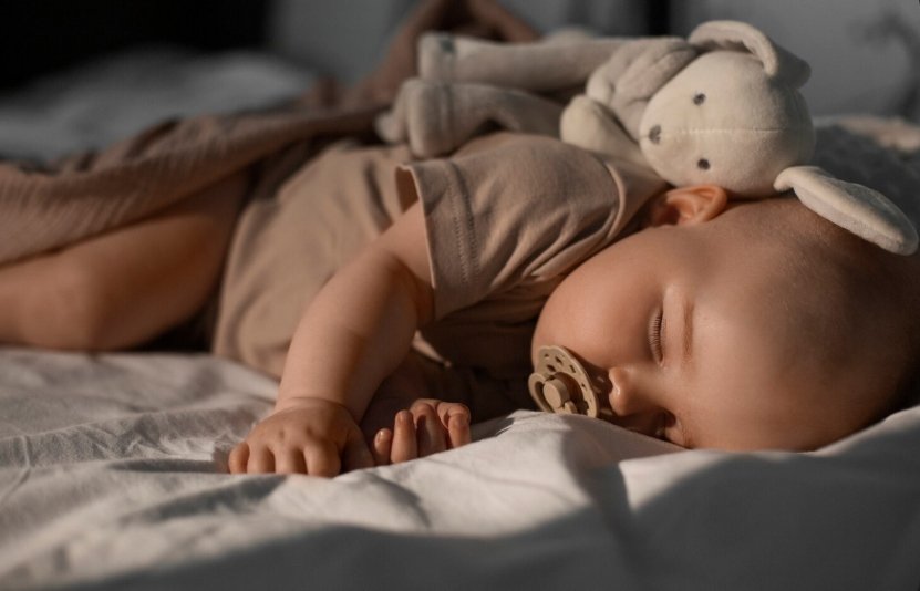 Projeto de lei no RJ alerta: bebê pode morrer dormindo sem orientação adequada