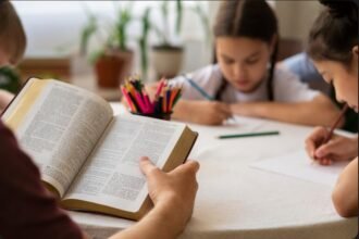 Bíblia pode virar matéria nas escolas