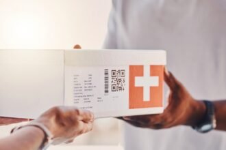 Fim das filas! Alerj pode aprovar lei que leva remédios direto para casa de idosos e pacientes