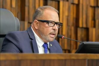 Delaroli entra em cena e salva municípios: Paes recua para não travar a saúde no interior