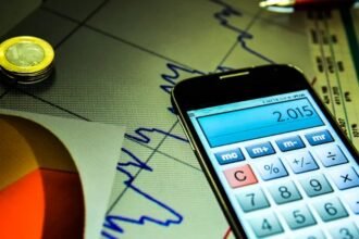 Economia perde fôlego e consumo tem menor crescimento desde a pandemia