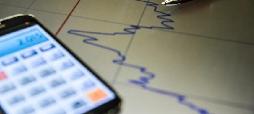 Brasil fora do Top 10 mundial: PIB cai para 11ª posição e expõe fragilidade da política econômica