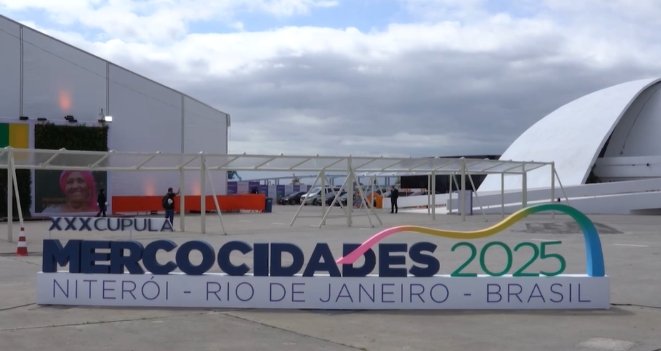 Farra dos cachês: pajelança de Rodrigo Neves com prefeitos gringos gasta mais R$ 250 mil em shows