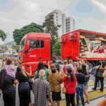 Natal Iluminado 2025: Caravana da Coca-Cola passa hoje por Teresópolis