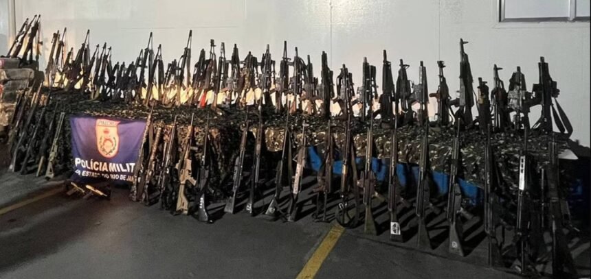 Quase mil fuzis fora das ruas: Estado do Rio bate recorde em 2025
