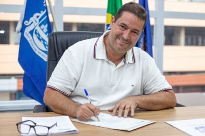 O fenômeno Léo Vieira: prefeito de São João de Meriti tem quase 80% de aprovação, aponta pesquisa