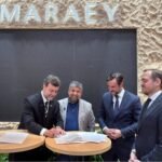 Maricá firma acordos bilionários na maior feira de turismo do mundo