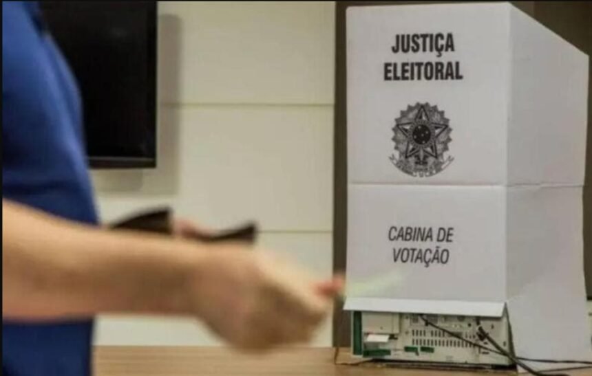 Justiça eleitoral vai mirar eleitores de óculos nas cabines de votação