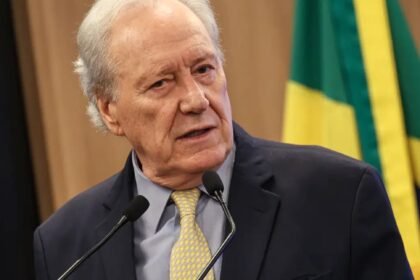 Pediu para sair: Lewandowski pula fora do barco e deixa Lula sozinho na tempestade