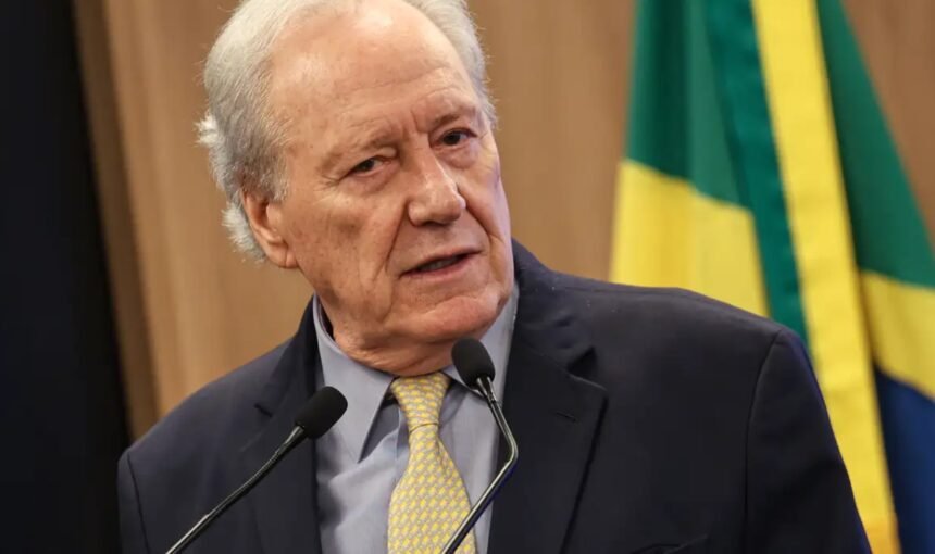 Pediu para sair: Lewandowski pula fora do barco e deixa Lula sozinho na tempestade