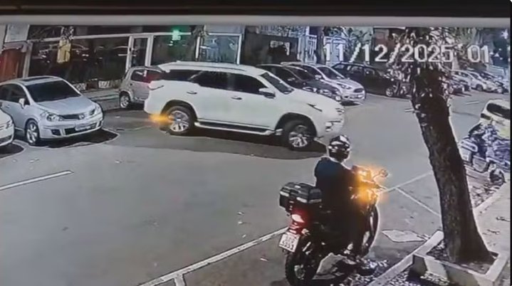 Maré Veículos: polícia dá baixa no estoque e concessionária do crime fecha as portas