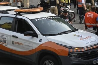 Cofrinho cheio: Niterói gasta R$ 12 milhões em aluguel de carros para a NitTrans