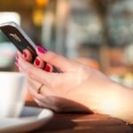 Educação de Niterói fecha aditivo de meio milhão para smartphones e planos de celular