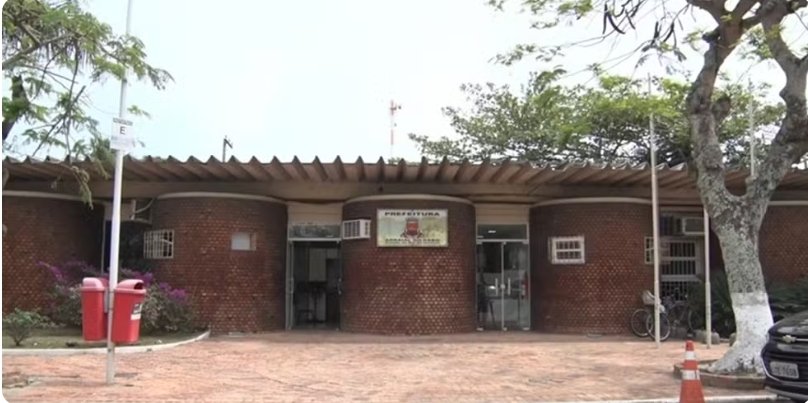 Transporte social de van em Arraial vira contrato vitalício — agora por R$ 1,15 milhão em aditivos