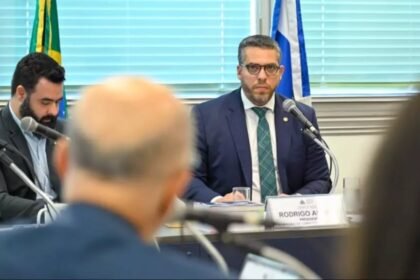 Voto aberto e fim da regra de 6 meses: Alerj define eleição para mandato-tampão no Rio