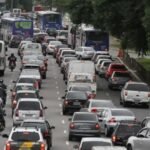Prepare o bolso: Câmara aprova urgência e 2026 pode ter imposto até para quem ficar parado no engarrafamento