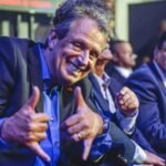 Medalha Tiradentes para o presidente do Flamengo