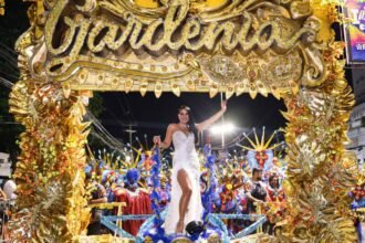 Do Sertão ao Estrelato: Gardênia Cavalcanti emociona no desfile da Tradição