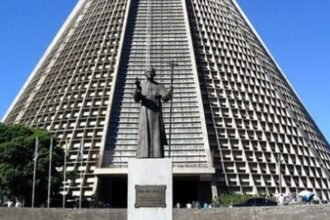 Família em conserva: Arquidiocese do Rio divulga nota cobrando respeito