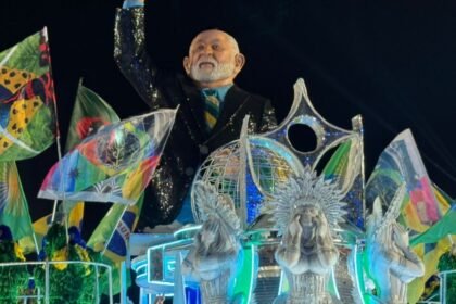 'Desastre total': Acadêmicos de Niterói joga no lixo tentativa de aproximação do PT com evangélicos