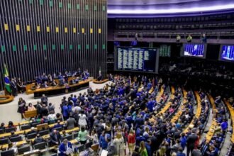 PL Antifacção trava a Câmara: oposição endurece combate às facções e governo tenta barrar avanço