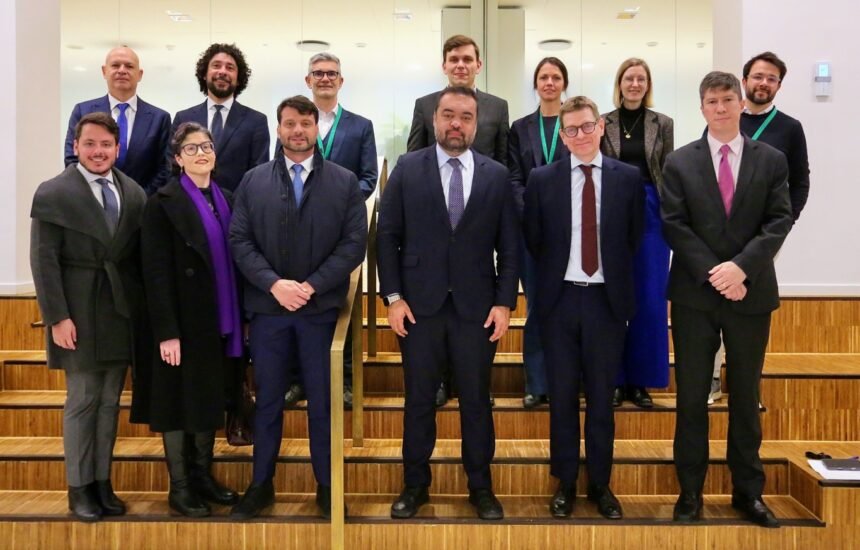 Castro firma parceria internacional para liderar transição energética