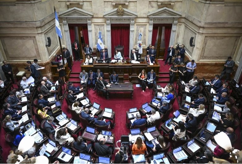 Argentina de Milei reduz maioridade penal para 14 anos – e Brasil de Lula trata assassinos como ‘meninos'