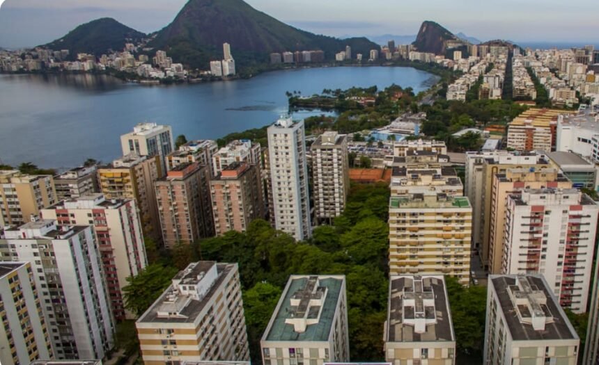 Síndicos em alerta: nova tributação vai pesar no caixa dos condomínios