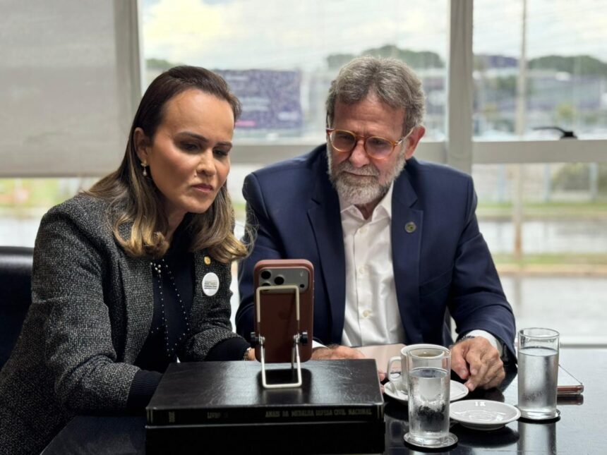 Deputada mobiliza apoio federal para cidades atingidas pelas chuvas no RJ