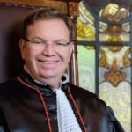 William Douglas celebra 5 anos como desembargador federal do TRF2 inspirado em Anthony Scalia e na Bíblia