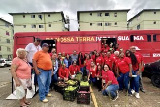 Prefeitura de Maricá leva ônibus itinerante com hortaliças frescas às comunidades