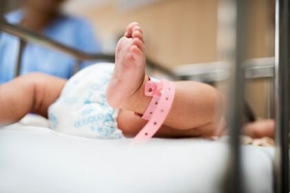 Cabo Frio registra queda histórica na mortalidade infantil em 2025