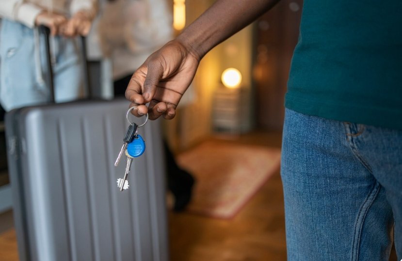 Airbnb em Condomínios: STJ reafirma proibição, mas debate continu