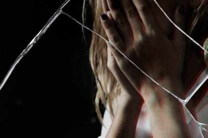 Polícia e OAB destacam importância da denúncia em debate sobre violência contra a mulher em São Gonçalo