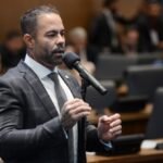 Deputado Poubel anuncia ofensiva contra ferros-velhos que vendem peças de veículos roubados