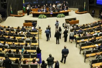 PL transforma janela partidária em trampolim para o poder em 2026