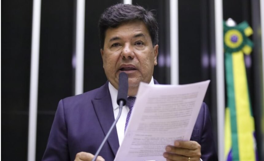 Brasil está 'fora do padrão mundial': relator desafia PT e PSol e mantém redução da maioridade penal na PEC da Segurança